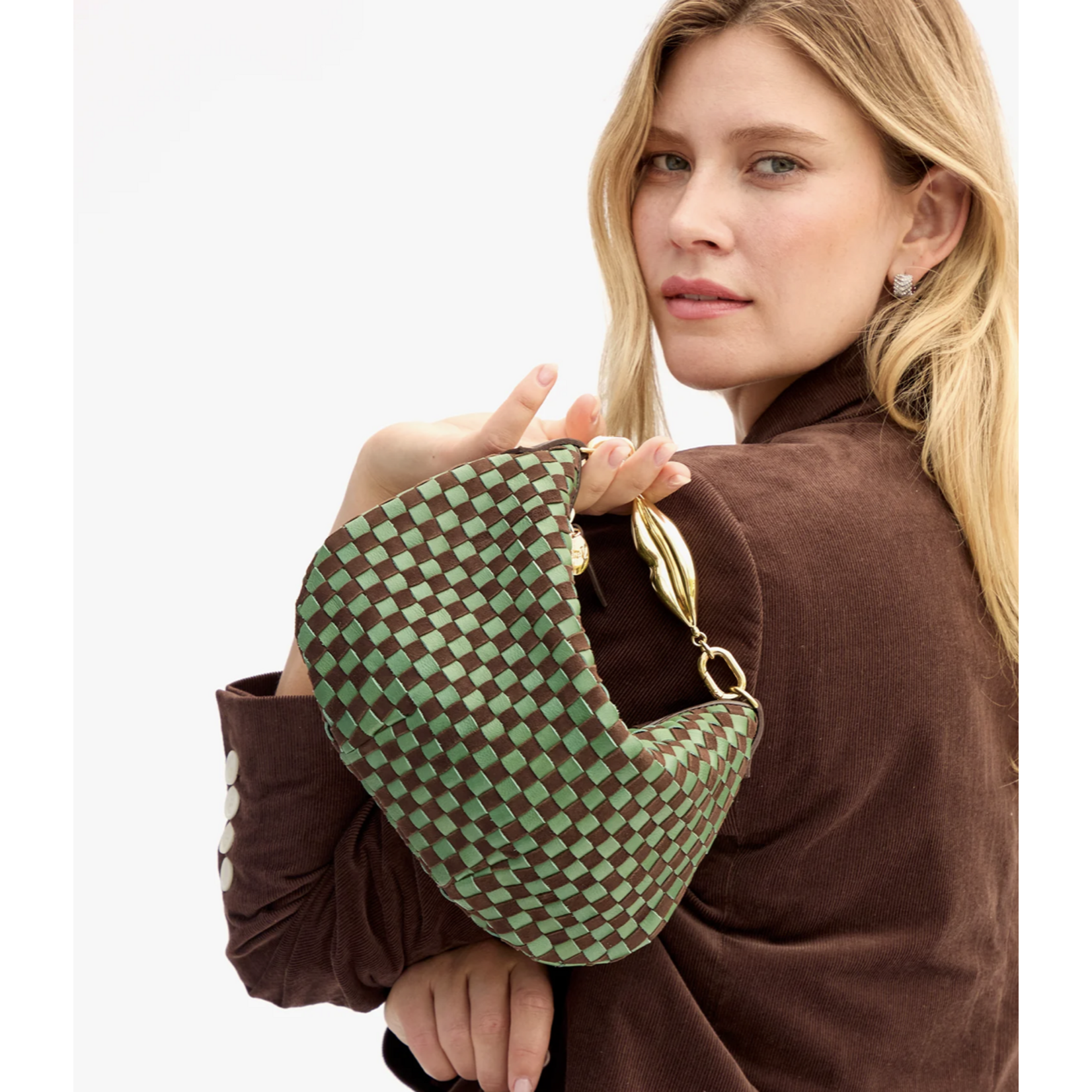 CLARE V. CLARE V. PETIT MOYEN MESSENGER