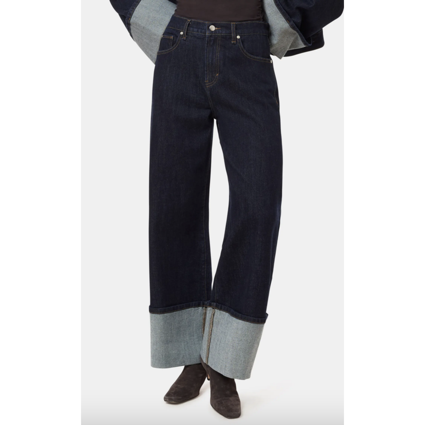 HABITUAL HABITUAL CAMRYN CUFFED STRAIGHT CROP