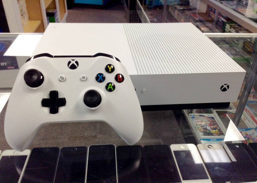 Microsoft Xbox One S 500gb Model 1681 White Used Paymore