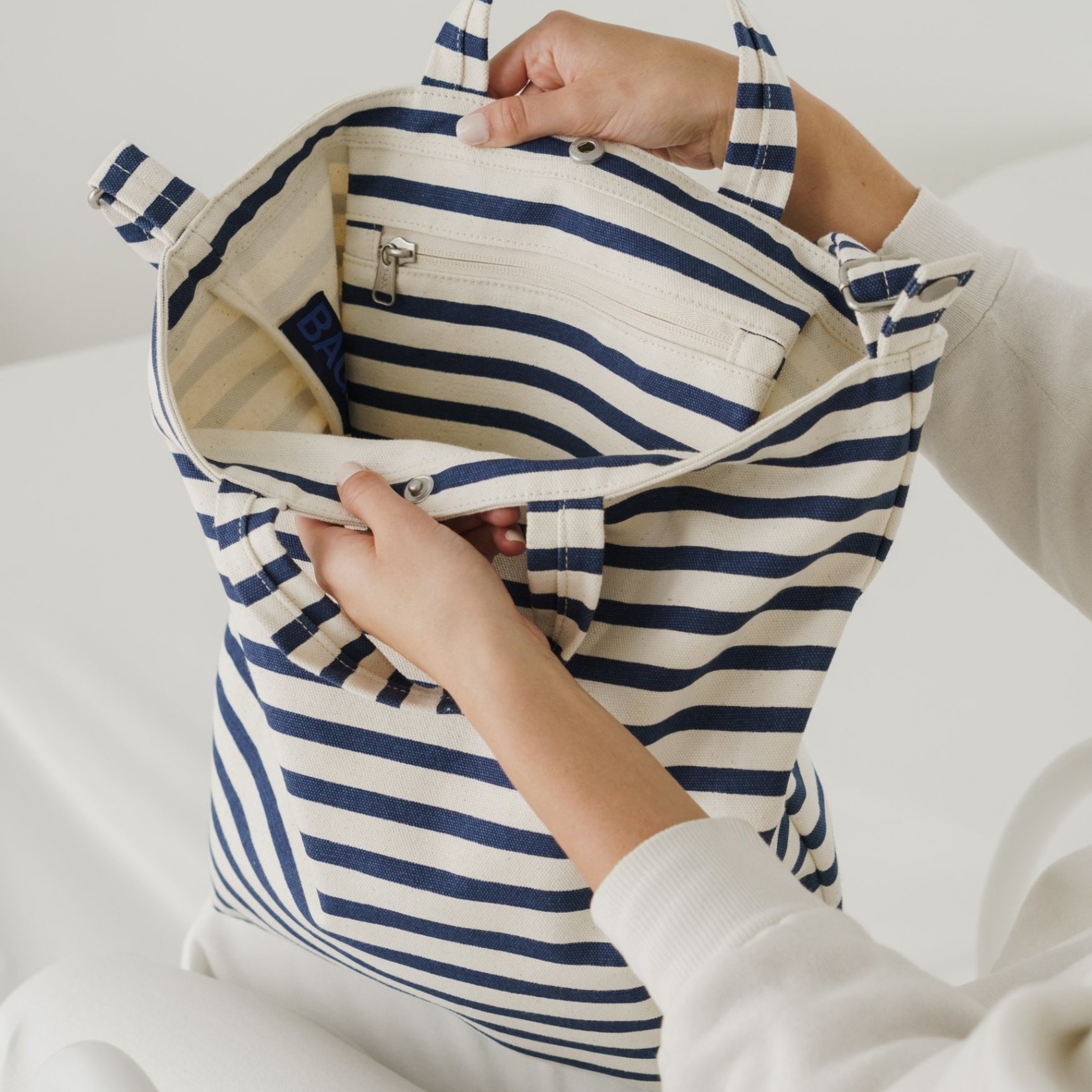 baggu zip tote