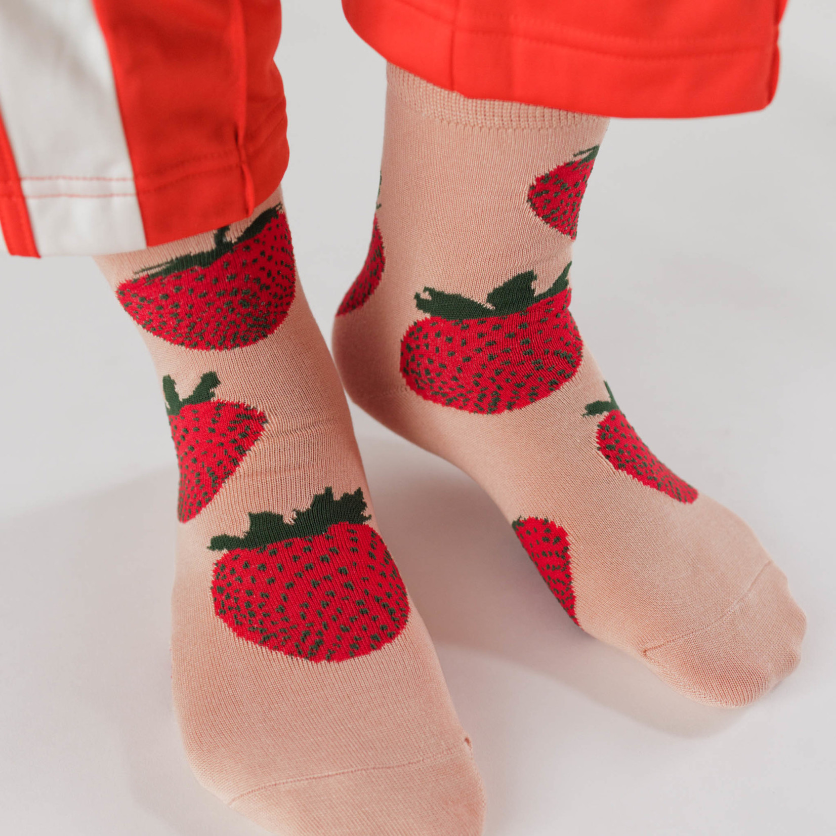 Baggu Baggu Crew Socks Strawberry