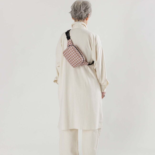 Baggu Puffy Fanny Pack Rose Pixel Gingham