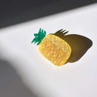 Solar Eclipse Solar Eclipse Pineapple Fruit Hair Claw