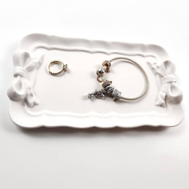 Bow Lace Tray