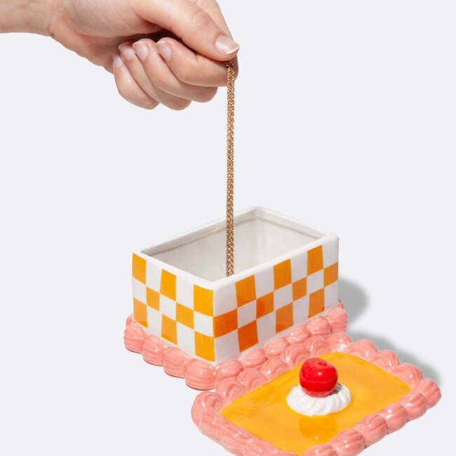 DOIY Sweetie Storage Box Cake Yellow