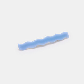Chunks Chunks Skinny Wave Barrette in Periwinkle