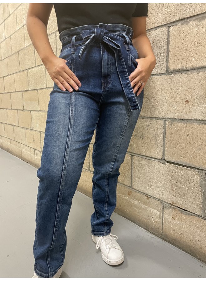 V2492 STRETCH MOM JEANS W/BELT