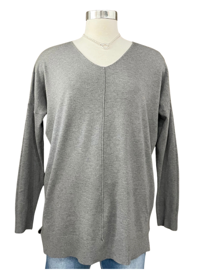 T3638 SWEATER WITH FRONT SEAM DETAIL