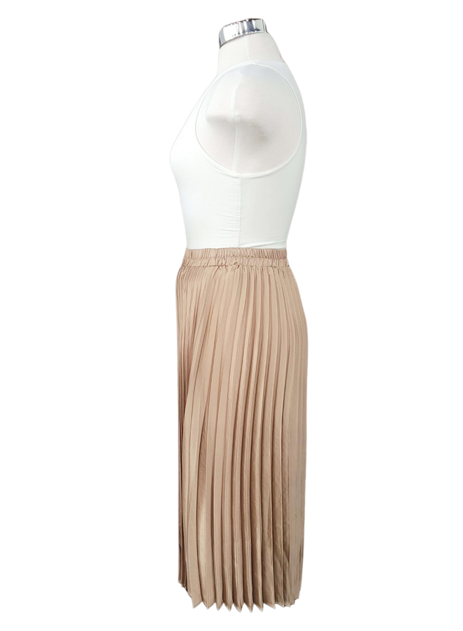 JS2368 SUNBURST PLEATED SATIN SKIRT