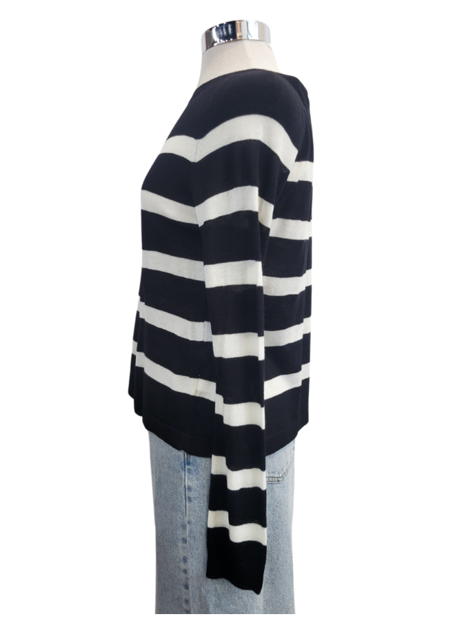 T2739 STRIPED ROUND NECK SWEATER TOP