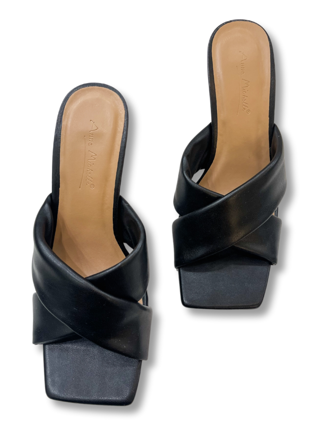 ZEAL-16 PADDED BAND KITTEN HEEL *2 colors available*