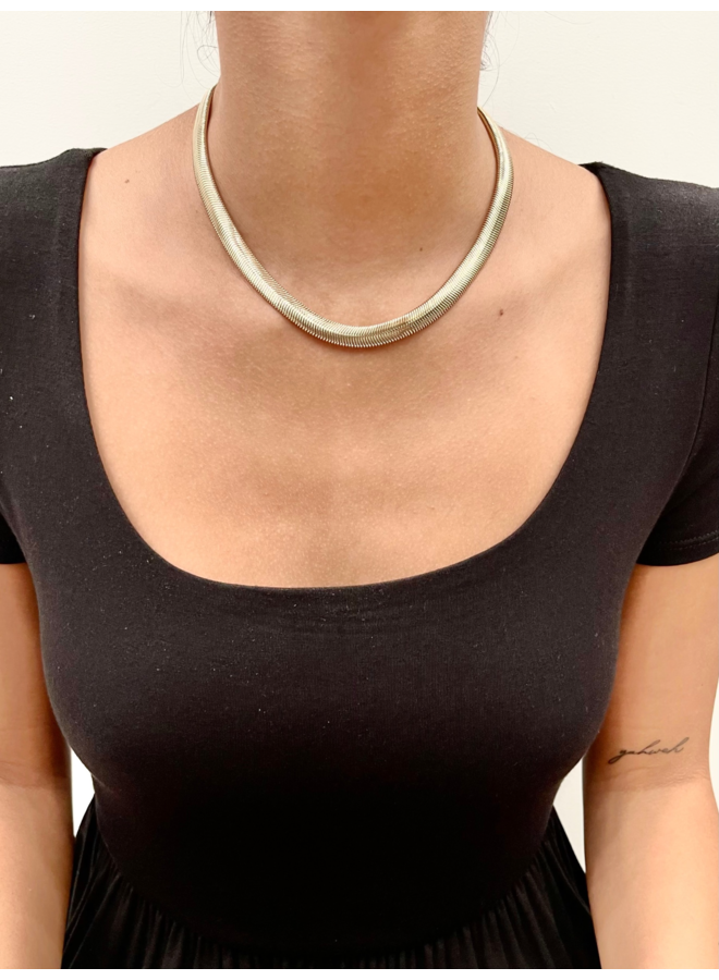 FLAT SNAKE CHAIN NECKLACE