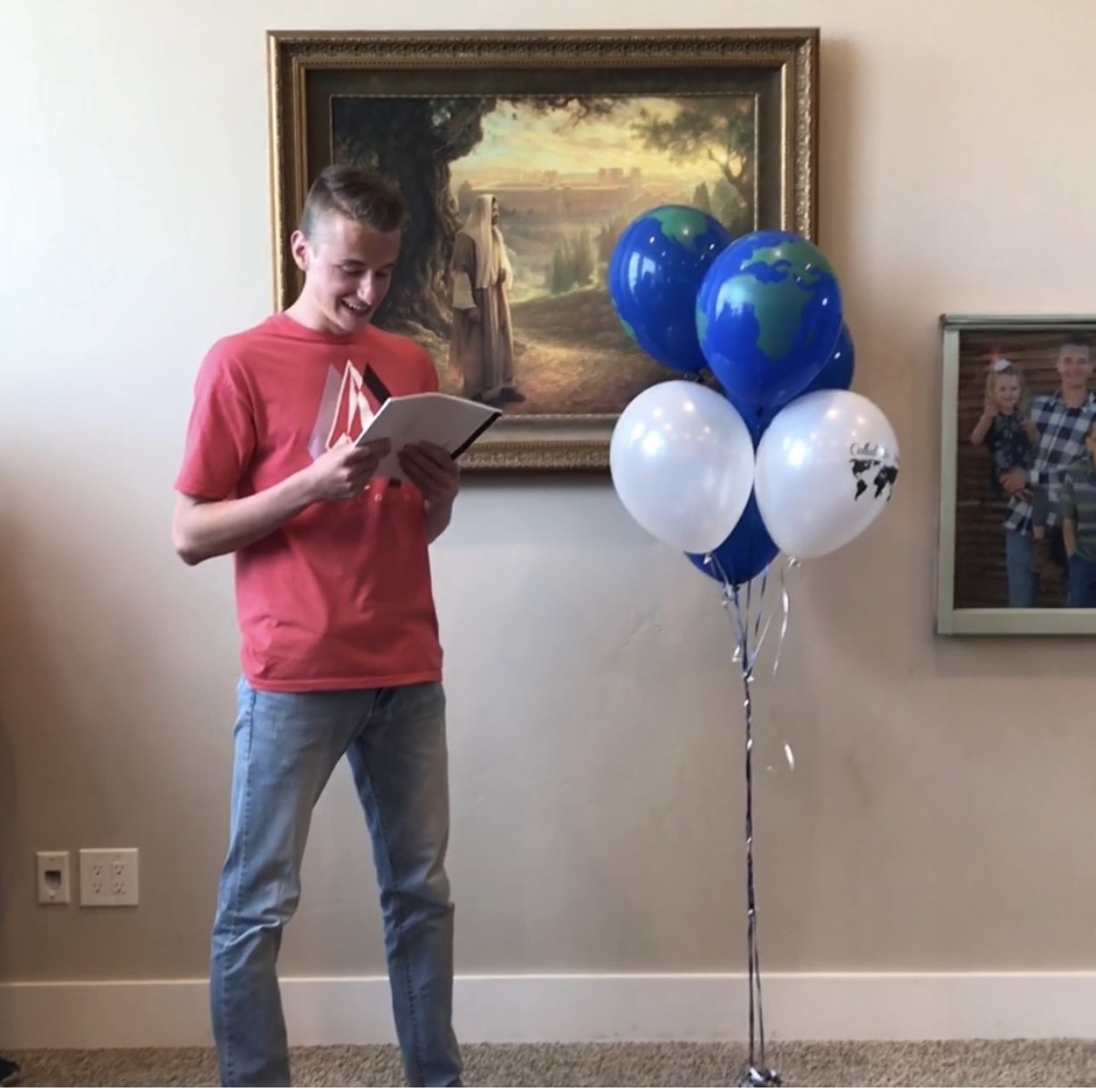 World Map 16" Balloon