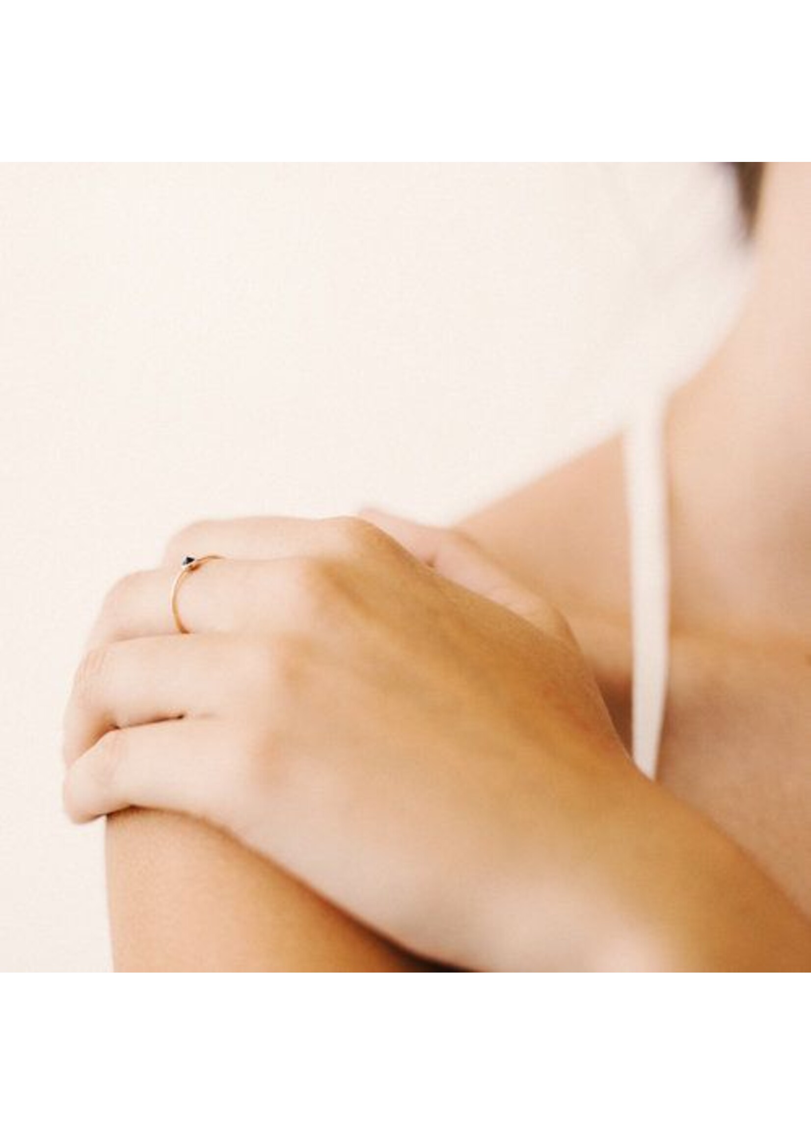 Favor Jewelry Black Spike Ring