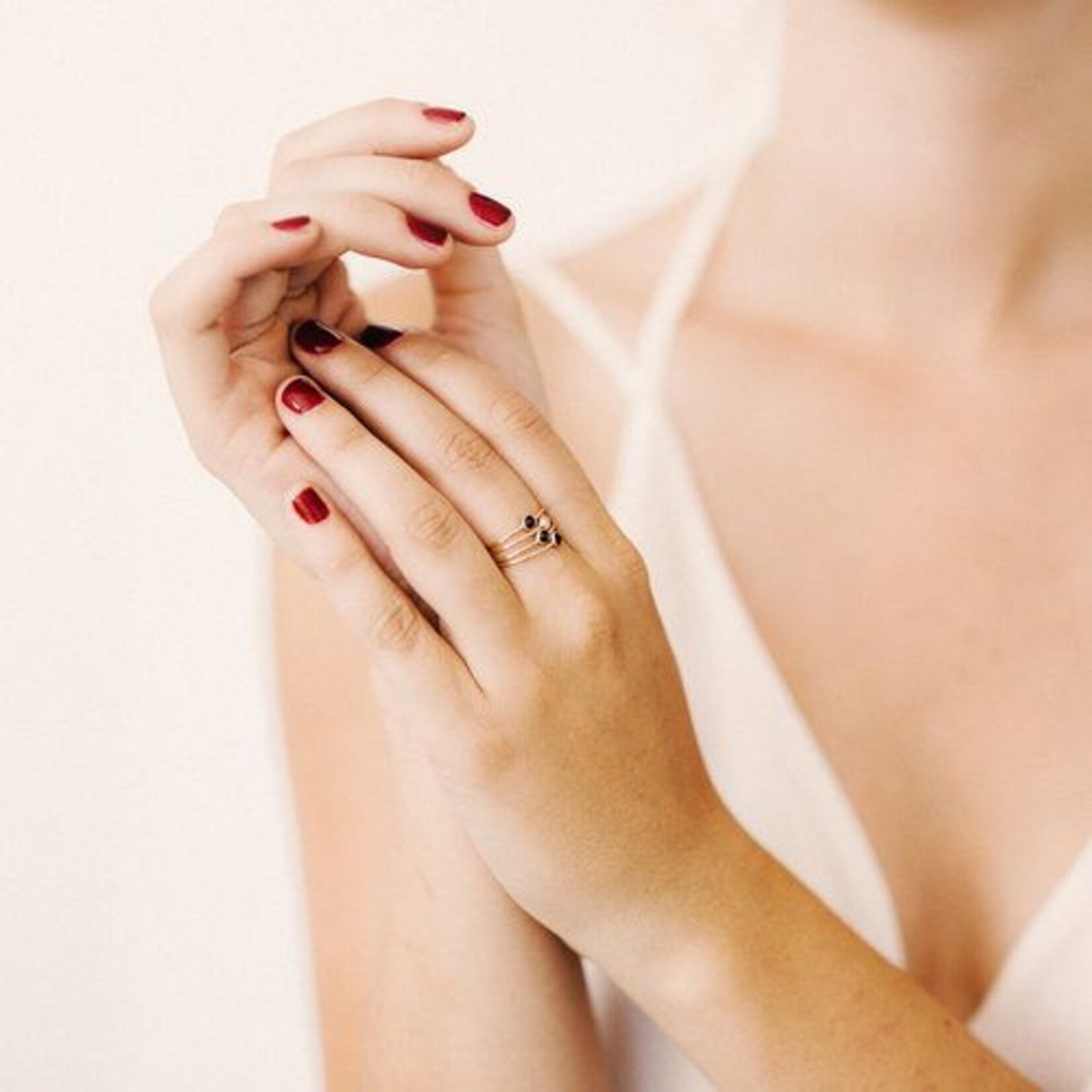 Favor Jewelry Black Spike Ring