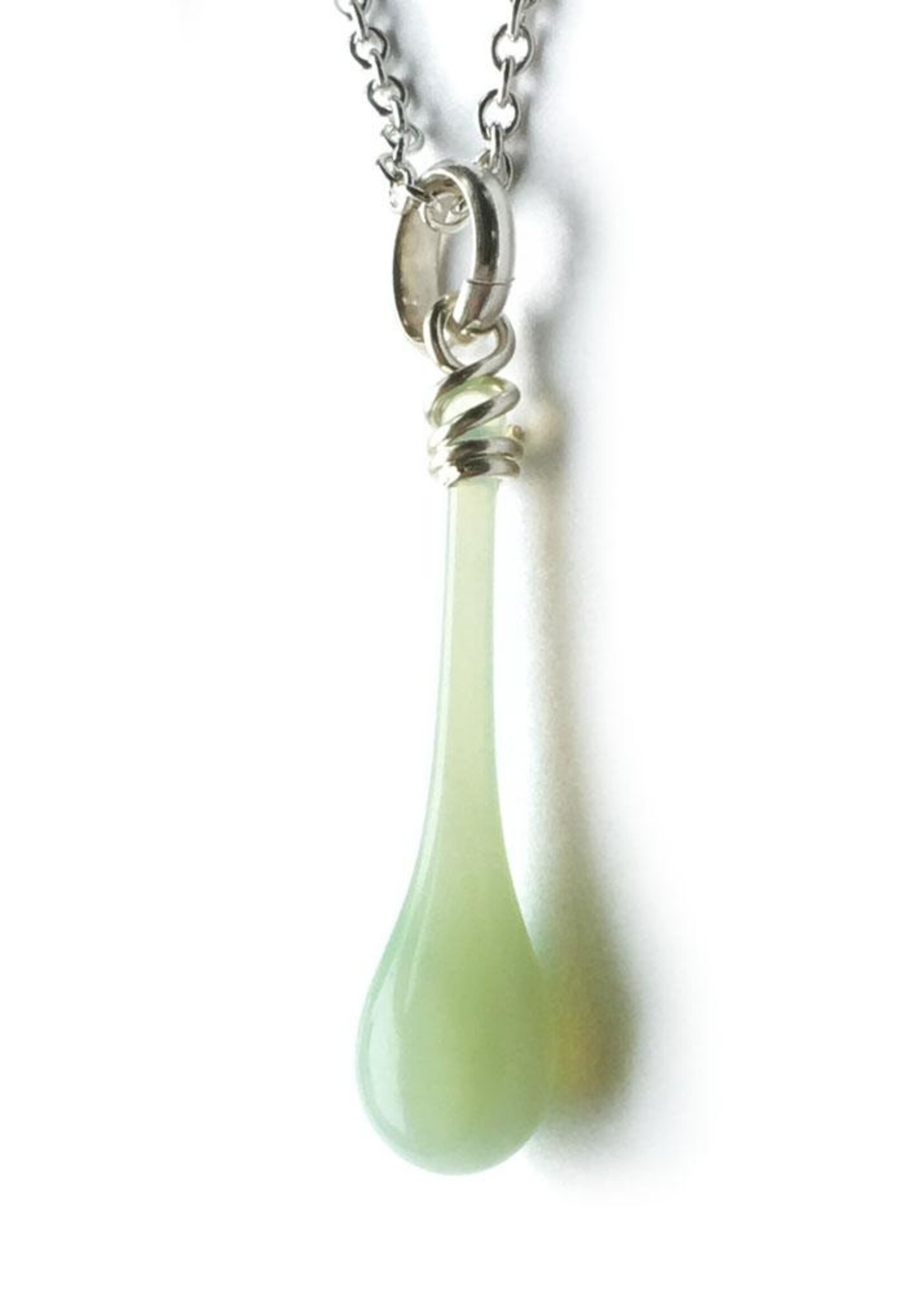 Maressa Simple Sundrop Pendant
