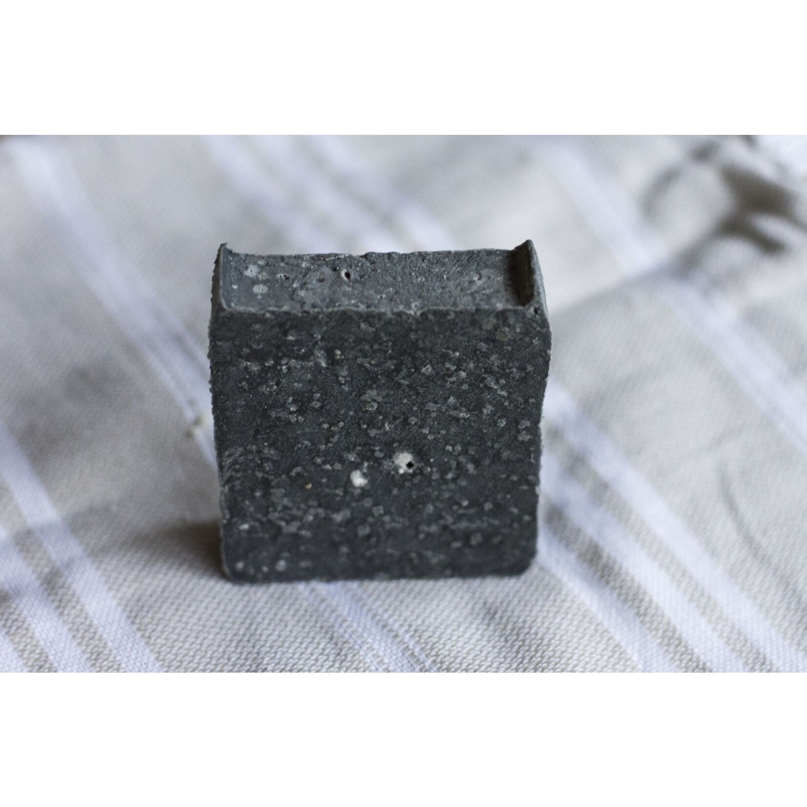 No Tox Life Onyx Charcoal Face Bar