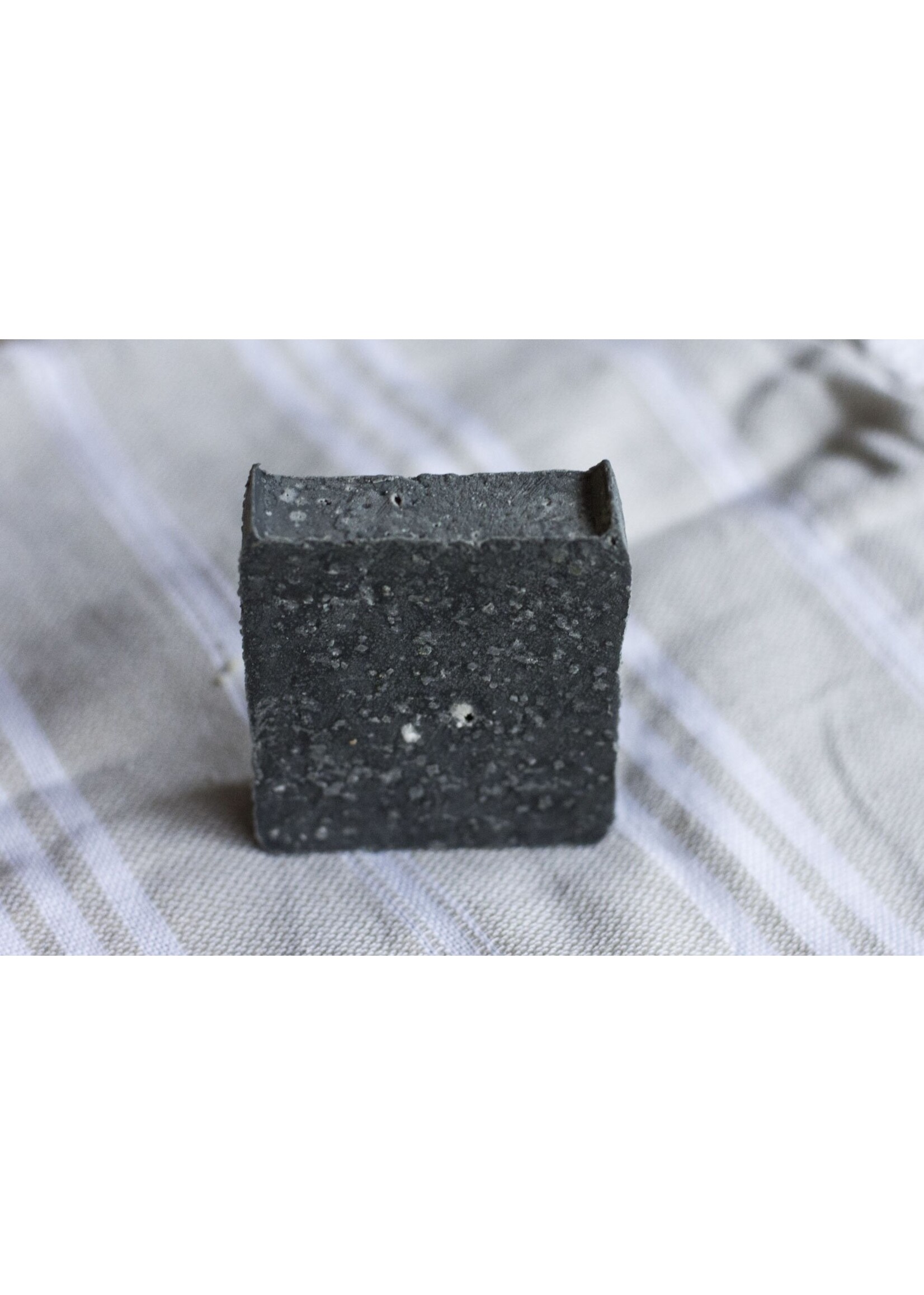 No Tox Life Onyx Charcoal Face Bar