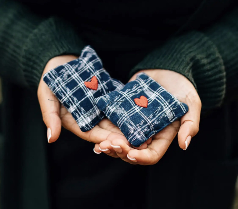 Warm Heart Hand Warmers Eco Carmel