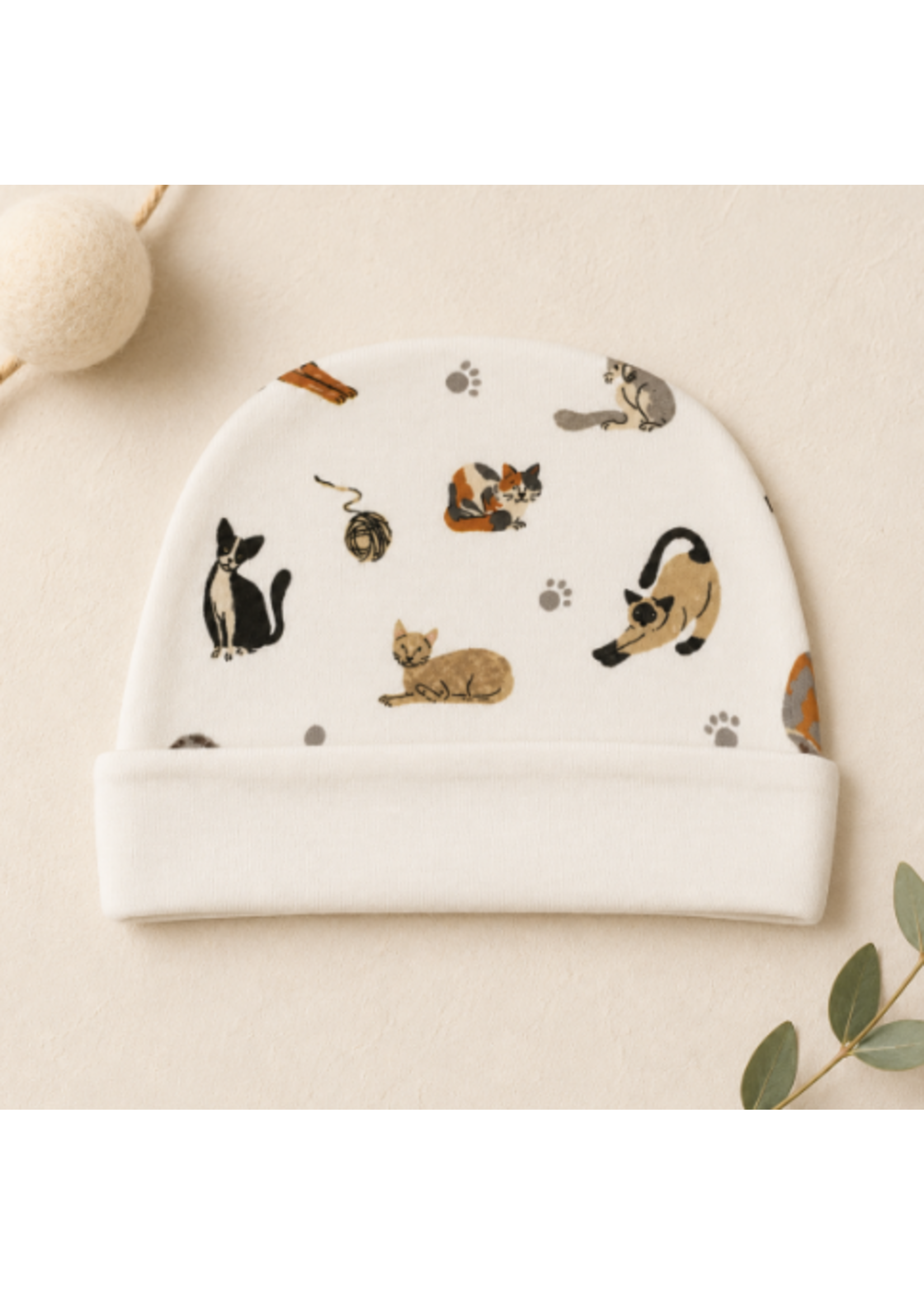 L'oved Baby Reversible Beanie 9 Lives Cats