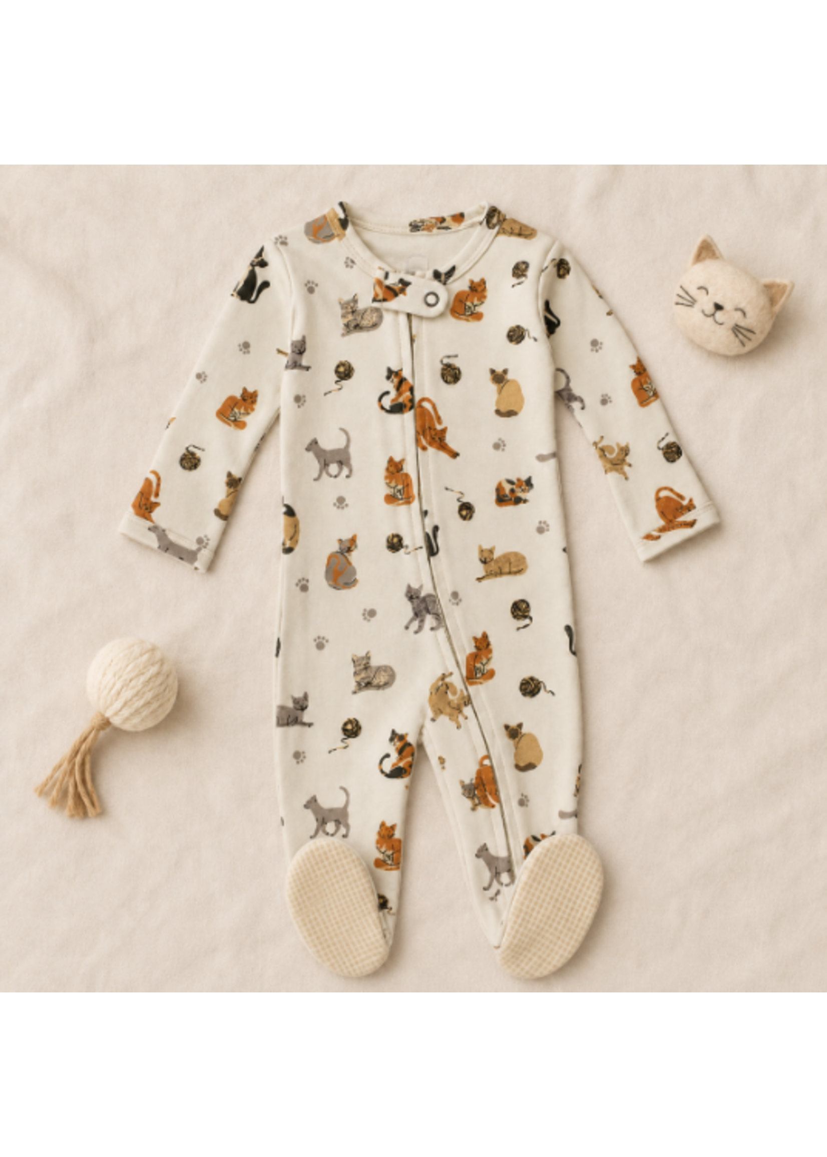 L'oved Baby Organic Zipper Footie 9 Lives Cats