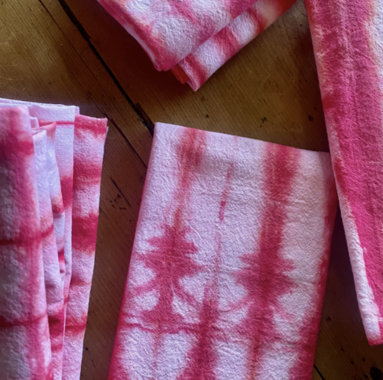 Sea and Green Napkins (Set of 4)- Shibori Hand Dyed Red White Pattern
