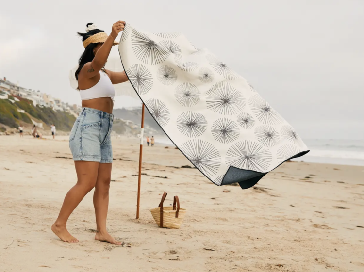 Geometry Over The Hill Beach Blanket