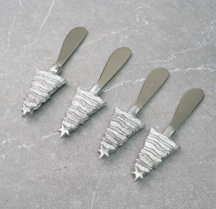 India Handicrafts Inc Christmas Tree Spreaders Silver