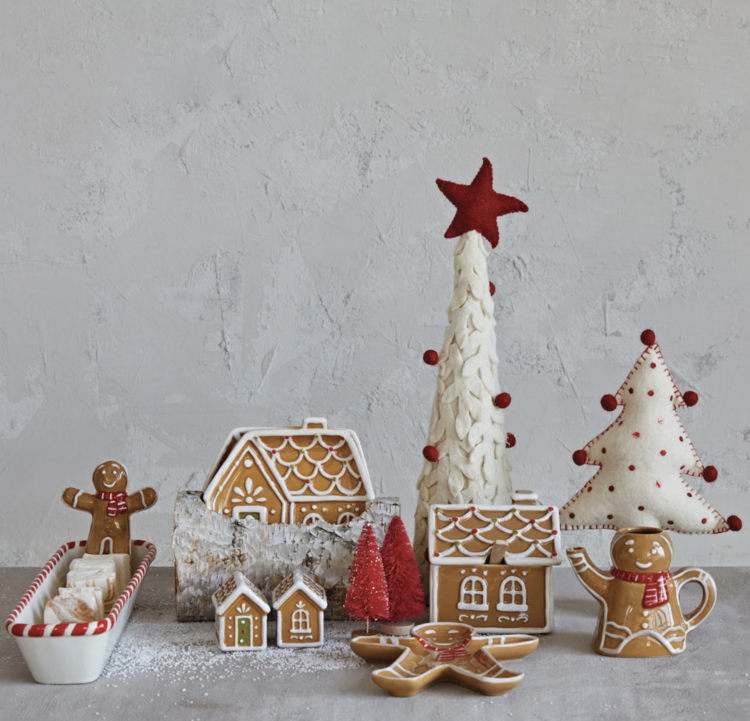 Creative Co-Op Ceramic Gingerbread Man w/ Scarf Creamer