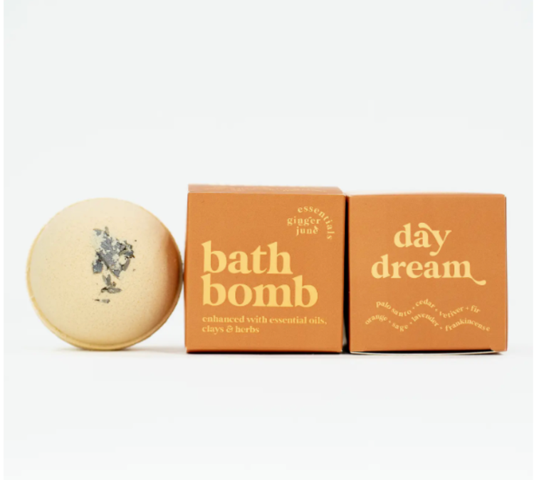 Ginger June Candle Co. Daydream • 100% Botanical Bath Bomb •