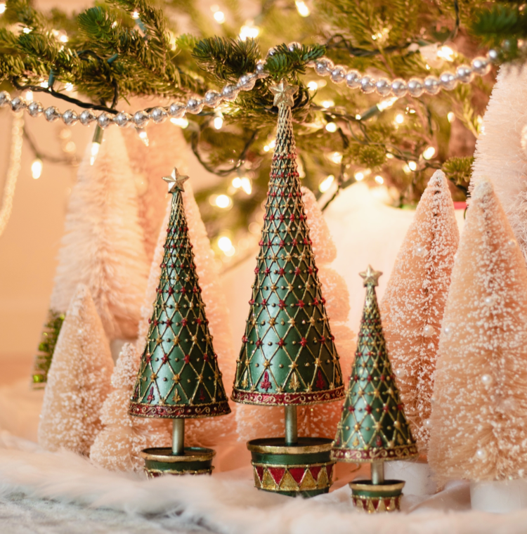 Dekorasyon Gifts Decor Fleur De Lis Tree W/Drum Base (Traditional Green) 10"