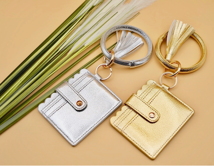 American Leather Goods Leather Keychain Wallet Silver