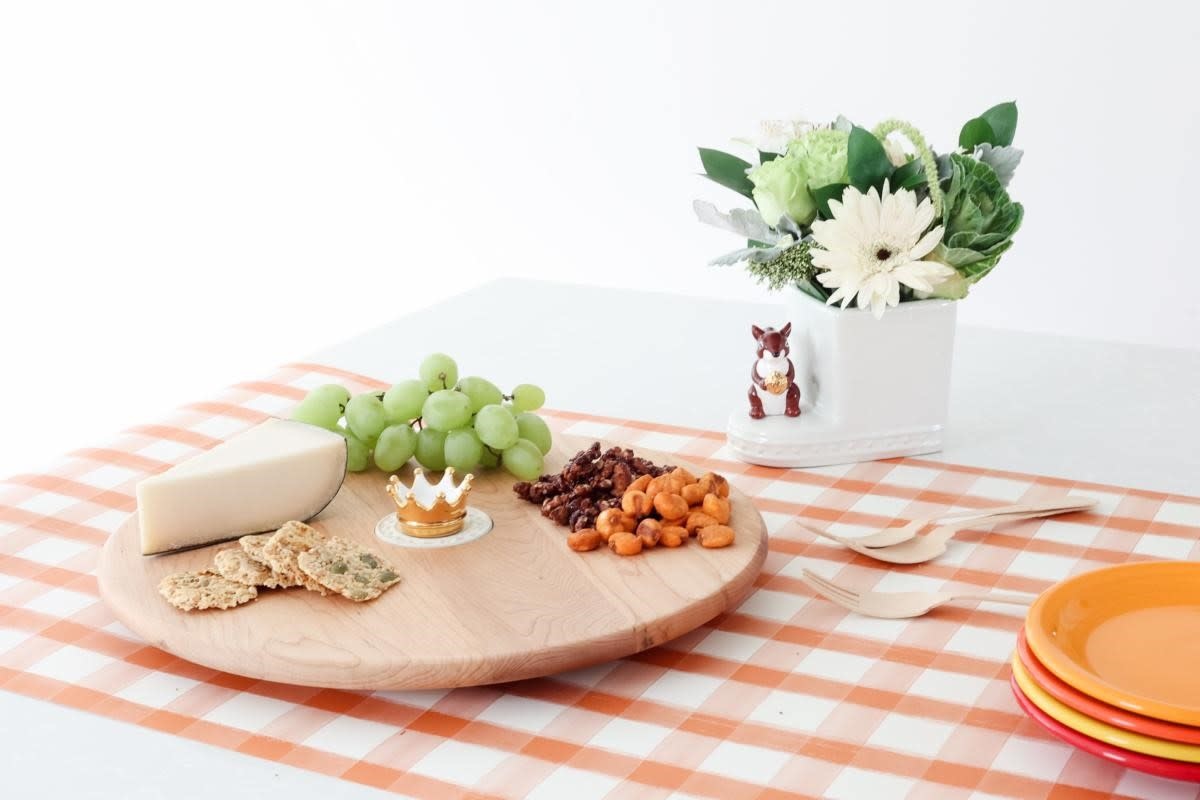 nora fleming maple wood lazy susan (nora) L4M *retired 2/25
