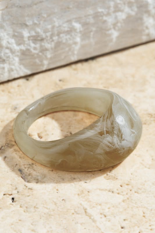 Urbanista Marble and Acrylic Dome Ring (size 7)