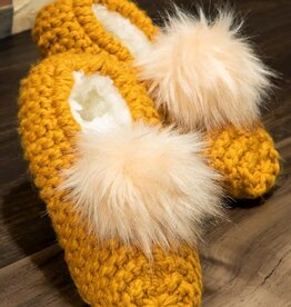Urbanista Crochet Knit Slippers w Faux Fur Pom-Poms