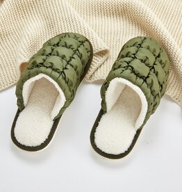 FLEURISH Olive Solid Puffer Slippers