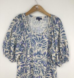 Democracy Airy Blue Elbow Blouson Sleeve Printed Knit Top