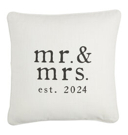 Mudpie SQUARE MR MRS EST 2024 PILLOW