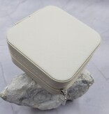 FLEURISH White Leather Jewelry Box Organizer Box with Zipper