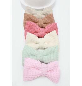 FLEURISH Waffle Texture Bow Clips (various)