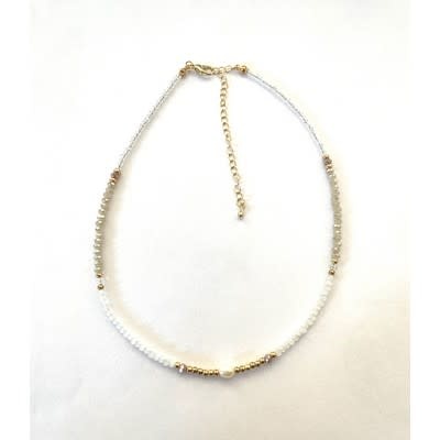 Meghan Browne Style White Dandy Necklace