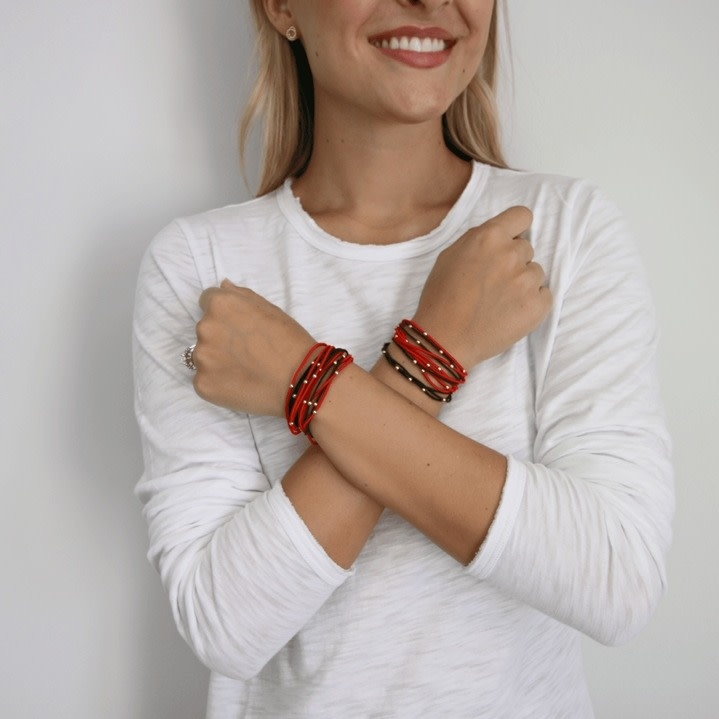 Erin Gray 3mm Gold Water Pony Waterproof Bracelet Hair Bands Set of 2 in Red and Black