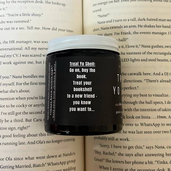 A Scent Story Candle Co Treat Yo Shelf - Bookish Candle