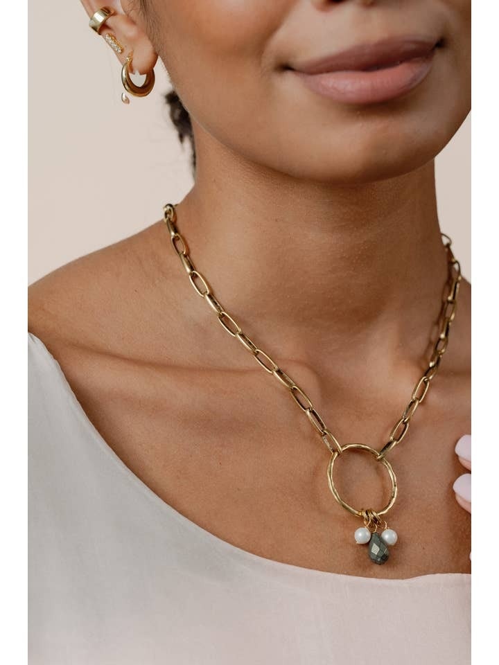 Cobblestone Living Sydney Circle Necklace (gold)
