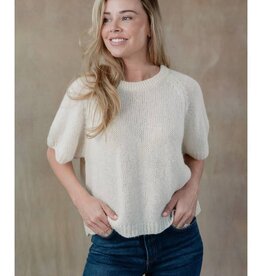 Cobblestone Living Ivory Carmen Short Sleeve Knit Pullover Sweater
