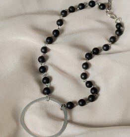 Cobblestone Living Onyx/Silver Selena Circle Beaded Necklace