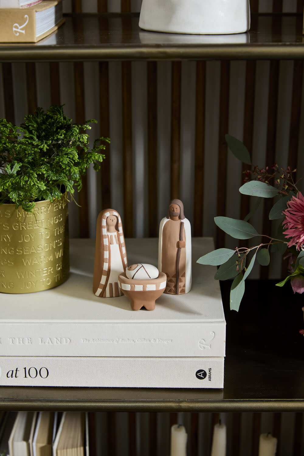 FLEURISH Pintura Nativity Set 1.75"x 1.5"x 4"