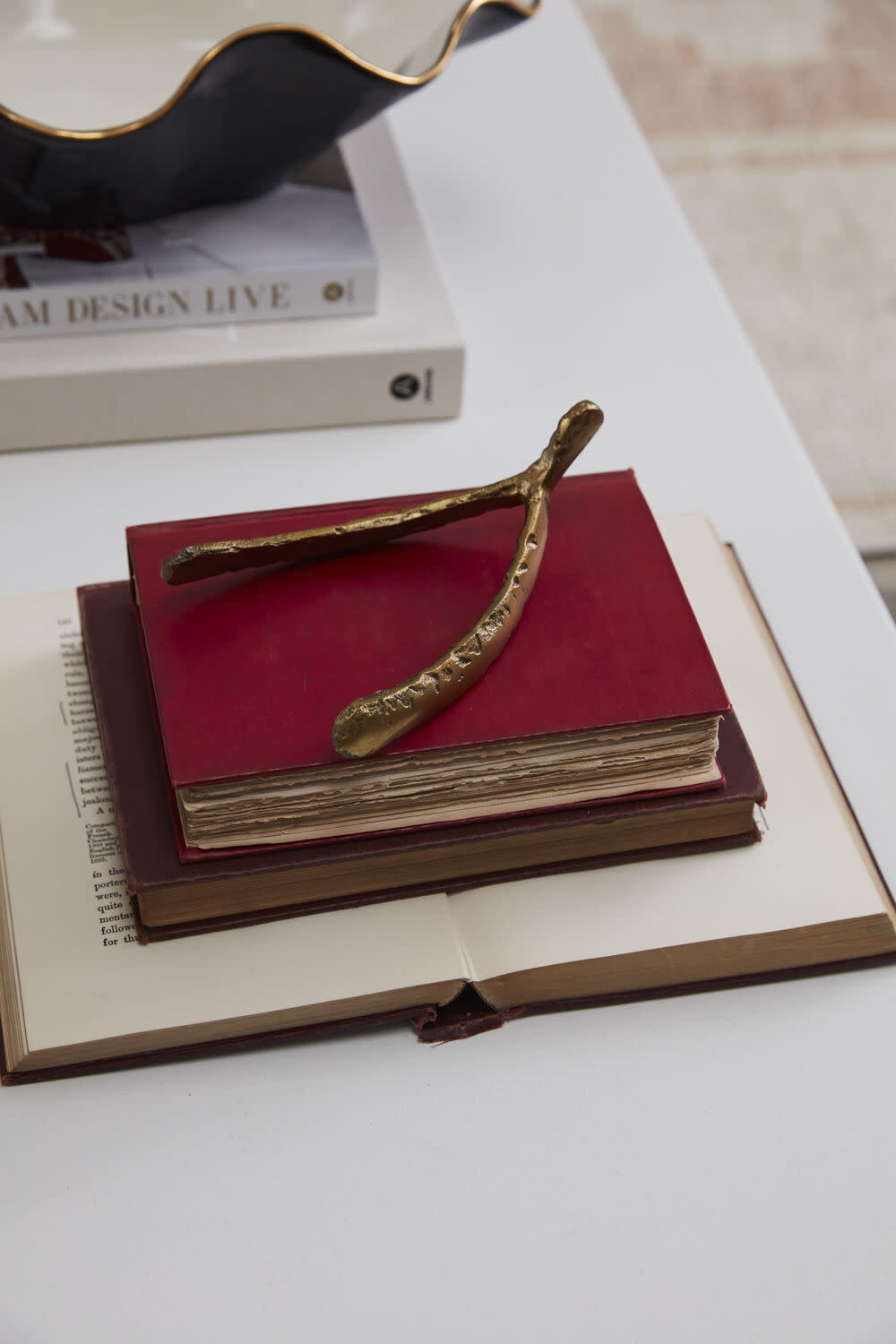 FLEURISH Wishbone Sculpture 6"x 4"x 2"