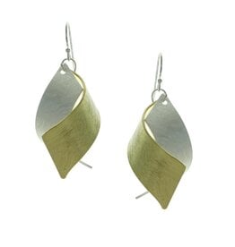 Takobia Two Tone Curve Earrings