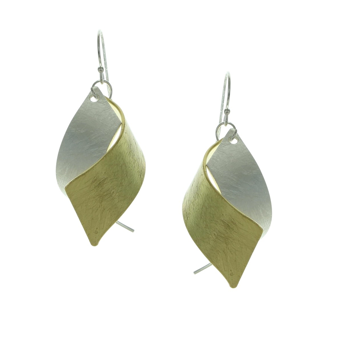 Takobia Two Tone Curve Earrings